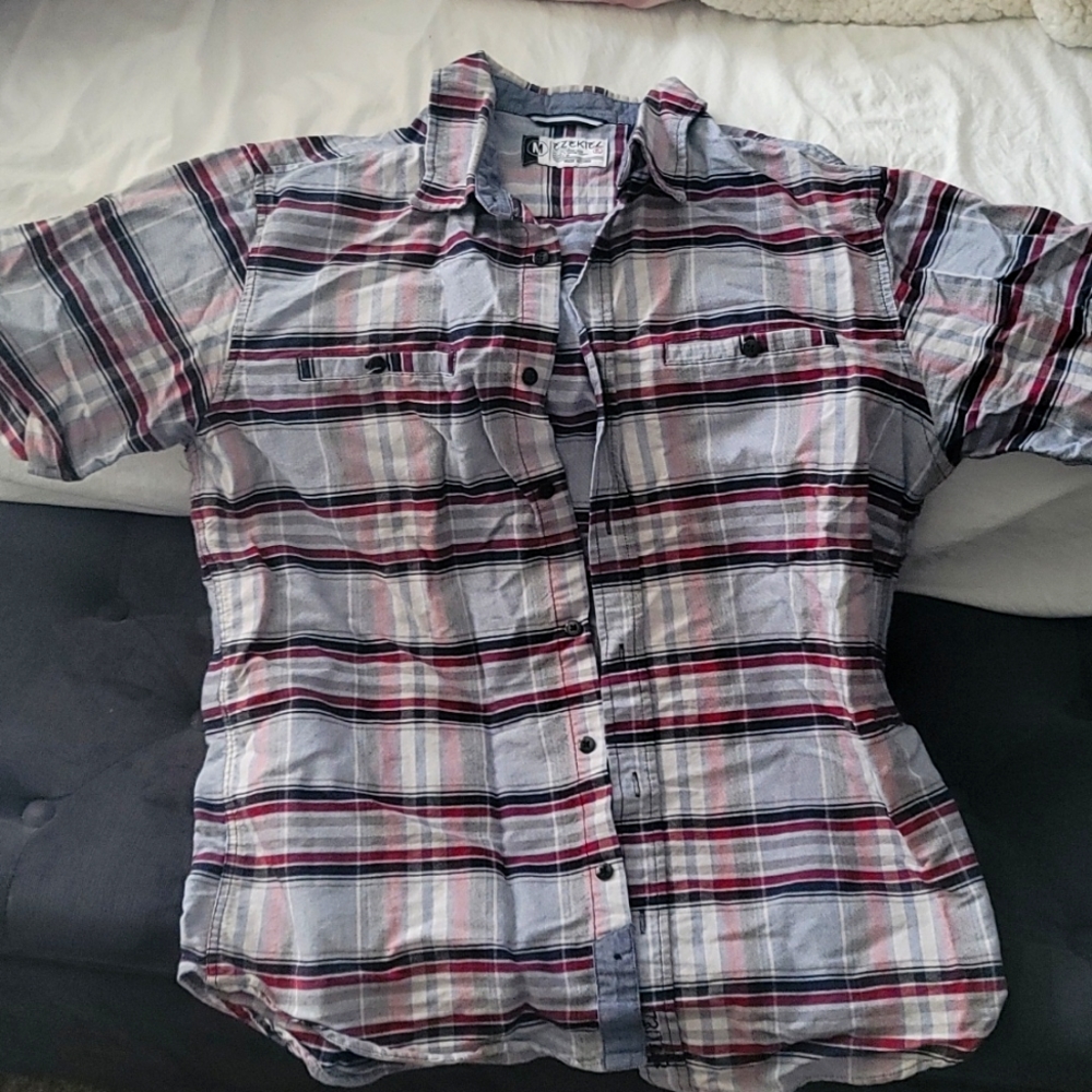 Ezekiel men's button up medium burgundy, black and grey